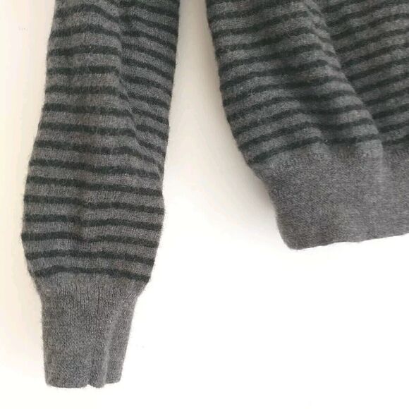 Charter Club Sweater Pullover Women M/XS* Gray Striped Merino Wool Mock *Shrunk - Picture 5 of 7